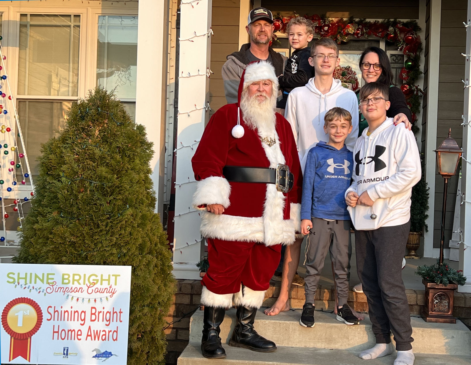 Tourism announces winners of Shine Bright Light Simpson County contest
